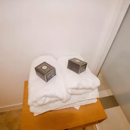 Appartement, Au Chant Des Oiseaux * Cherisey