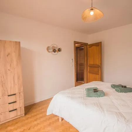 Appartement, Au Chant Des Oiseaux Apartman *