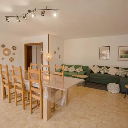 Appartement, Au Chant Des Oiseaux