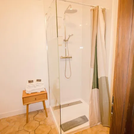 Appartement, Au Chant Des Oiseaux Apartman Chérisey