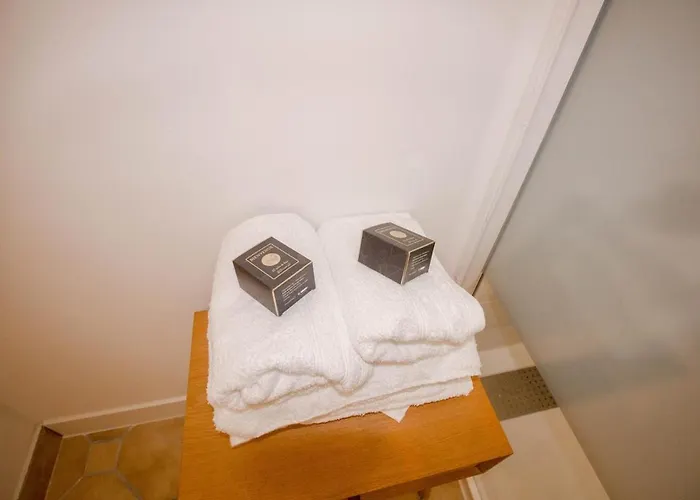 Appartement, Au Chant Des Oiseaux * Cherisey